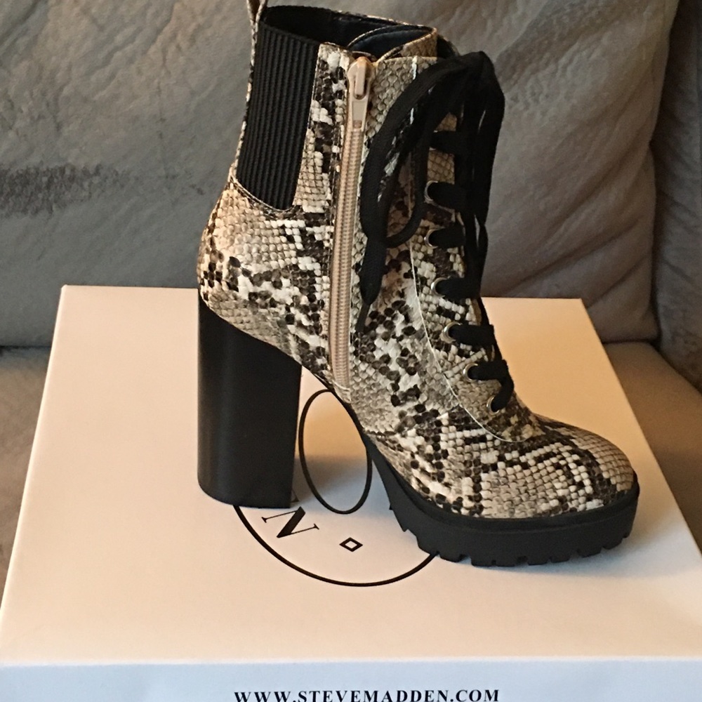 Steve Madden Snakeskin boots